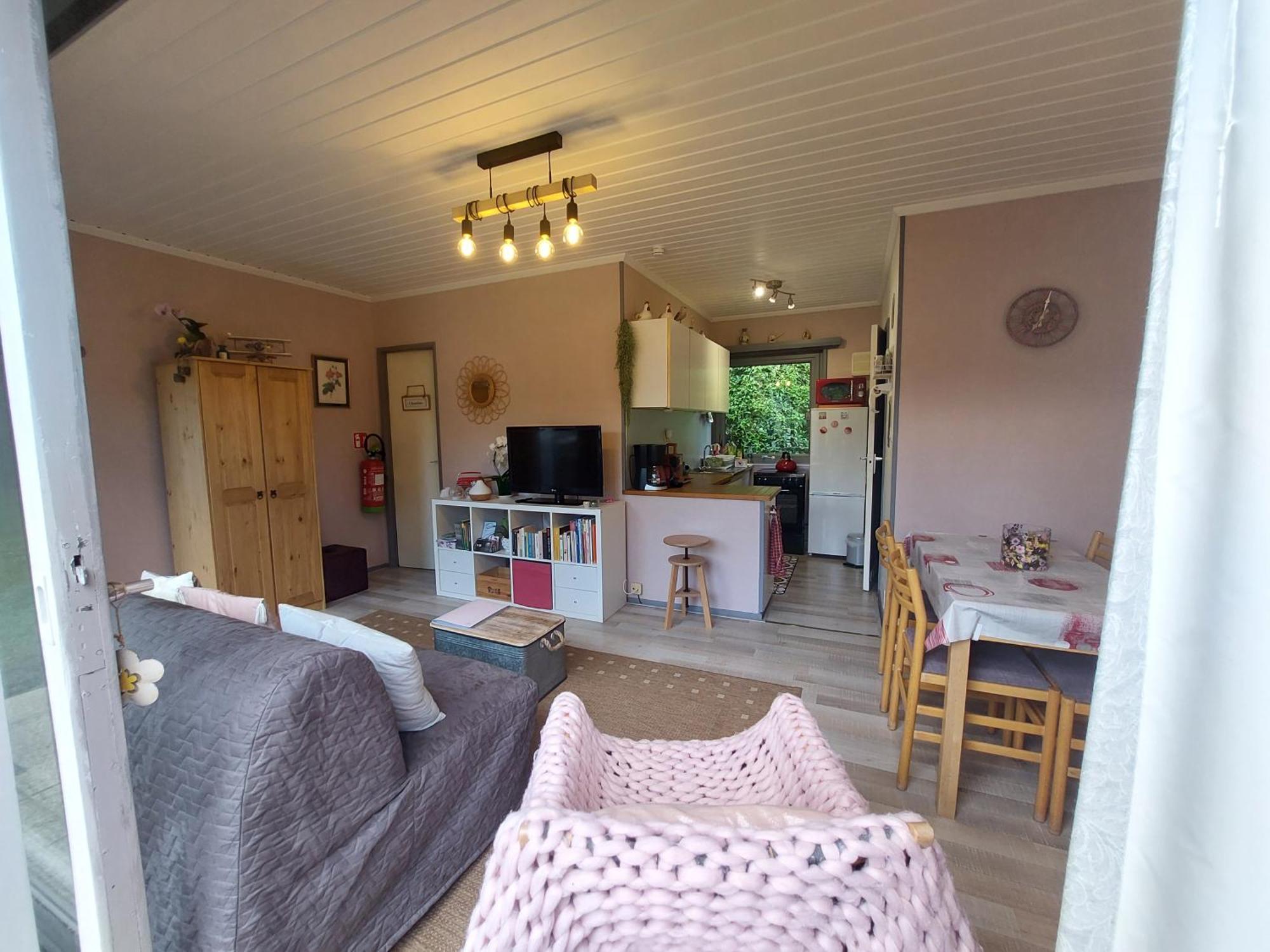 Le Petit Chalet - Bungalow Waulsort Ngoại thất bức ảnh