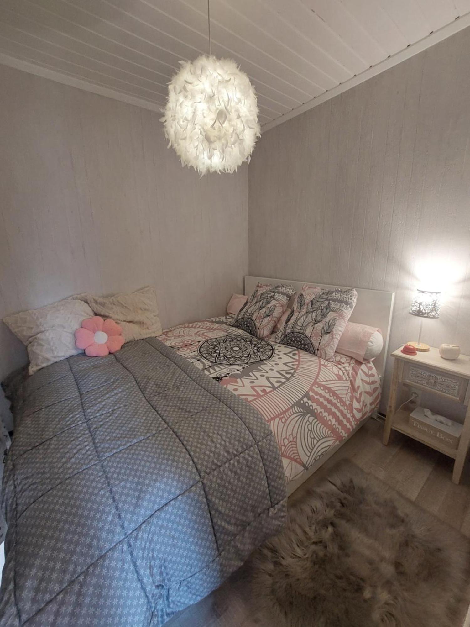 Le Petit Chalet - Bungalow Waulsort Ngoại thất bức ảnh